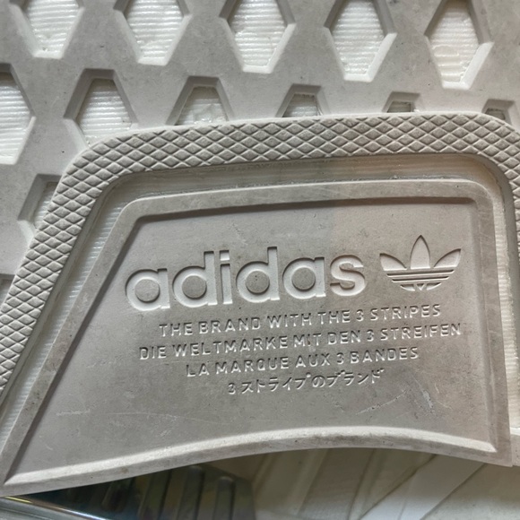 adidas NMD_R1 V2 Shoes - Picture 15 of 17